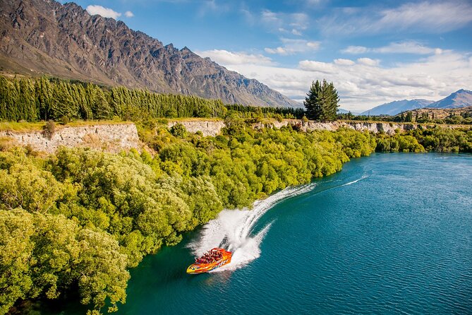 30-Minute High-Speed Thrill Queenstown Jet Boat Adventure - The 360º spin moment: how to prepare so you’ll enjoy it