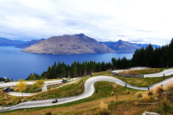 5 Day South Island New Zealand Private Tour from Queenstown - Day 2: Queenstown Gardens and Skyline Queenstown with gondola