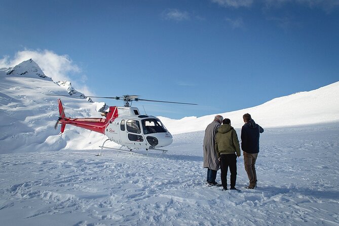 50-Minute Glacier Explorer & Earnslaw Burn Flight, Queenstown - The 10-Minute Glacier Landing at Mount Aspiring