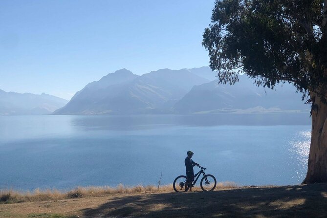 ebike tour lake Hawea river track to Wanaka - Rolling the Hawea River Track: 30 km that stays easy and scenic