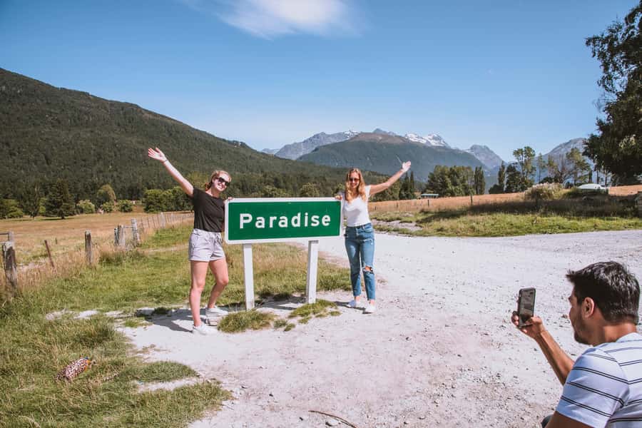 From Queenstown: Glenorchy and Paradise Scenic Half-Day Tour - Kiwi-Style Morning Tea: Picnic Setup, Diet Options, and Photo-Worthy Food