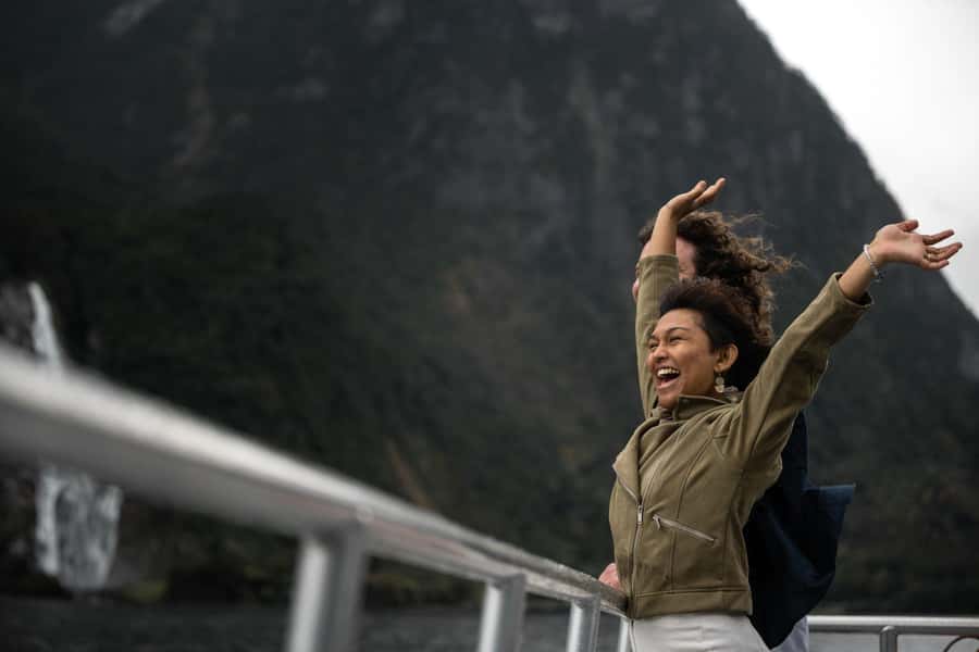 From Queenstown: Milford Sound Business Class with Cruise - Return options from Milford Sound: road, scenic flight, or helicopter landing