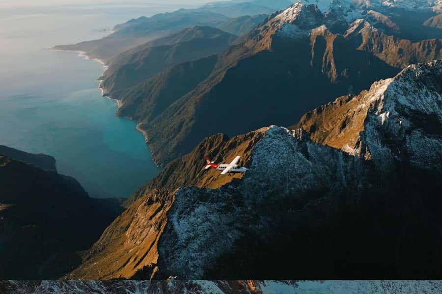 From Queenstown: Milford Sound Coach, Cruise, Scenic Flight - Glenorchy Air scenic flight back to Queenstown: your guaranteed window seat