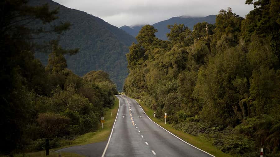 From Queenstown: Scenic One-Way Tour to Franz Josef - Arrival in Franz Josef: Your Afternoon Landing in Glacier Country