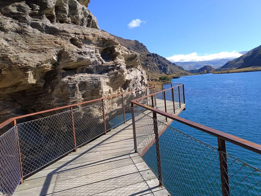 From Wanaka - Bike the Dunstan Trail with shuttle return - Entering a South Island engineering ride on the Lake Dunstan Trail