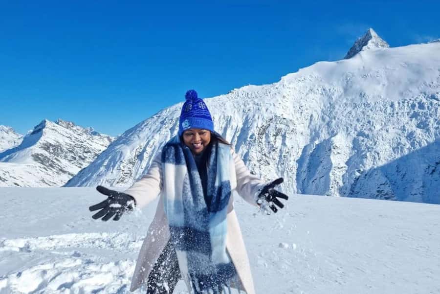 Glenorchy: 25-30 Minute Snow Landing Helicopter Experience - Who should book this Glenorchy snow landing flight