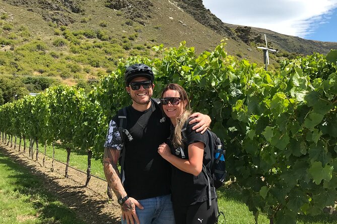 Guided eBike Wine Tour Ride to the Vines - Arrow Junction alpaca and goat stop: short, sweet, and genuinely fun