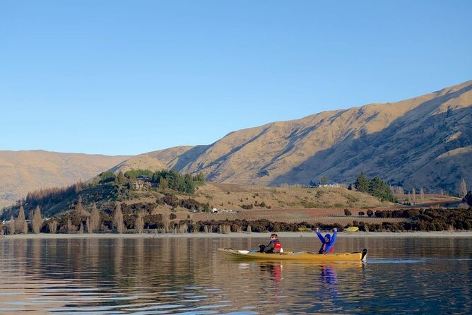 Half-Day Kayak Experience on the Mighty Clutha River from Wanaka - Weather, getting wet, and what to wear in Wanaka
