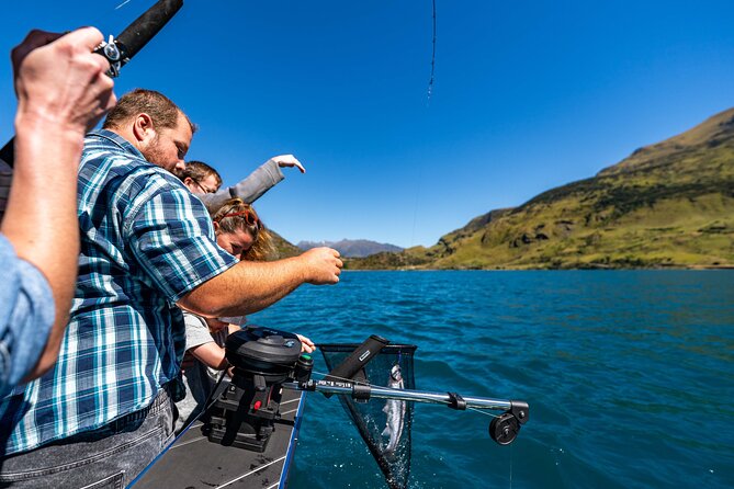 Lake Wakatipu Queenstown: 6 hour Fishing Adventure by Boat - Who this tour suits best