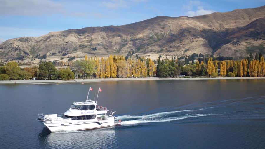 Lake Wanaka Happy Hour Cruise - Drinks, extras, and how to manage your spending