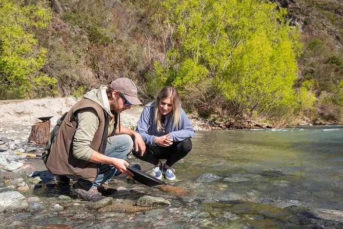 Lord of the Rings 4WD Tour from Queenstown (half day) - Arrow River: The Gold Panning Break at the Ford of Bruinen Area
