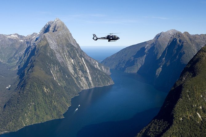 Milford and Fiordland Highlights Tour by Helicopter from Queenstown - Key things to know before you fly