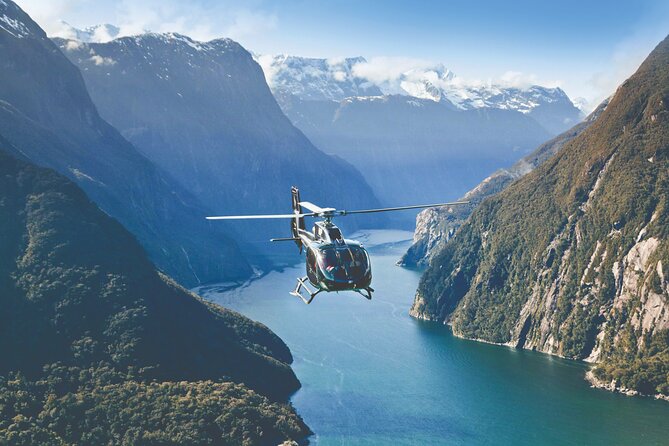 Milford and Fiordland Highlights Tour by Helicopter from Queenstown - Shared vs private helicopters: picking your best fit