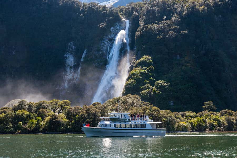 Milford Sound: 2-Hour Small Boat Scenic Cruise - Mitre Peak to the 16km Fiord: The Core Scenic Arc