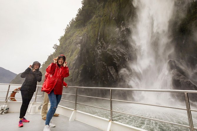 Milford Sound Coach & Cruise from Queenstown: Panoramic Views - Te Anau and the Milford Road stops that make the drive feel shorter