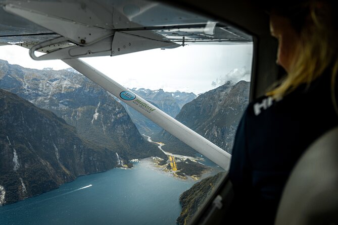 Milford Sound Flight and Cruise ex Queenstown (incl Lunch) - Key Highlights at a Glance