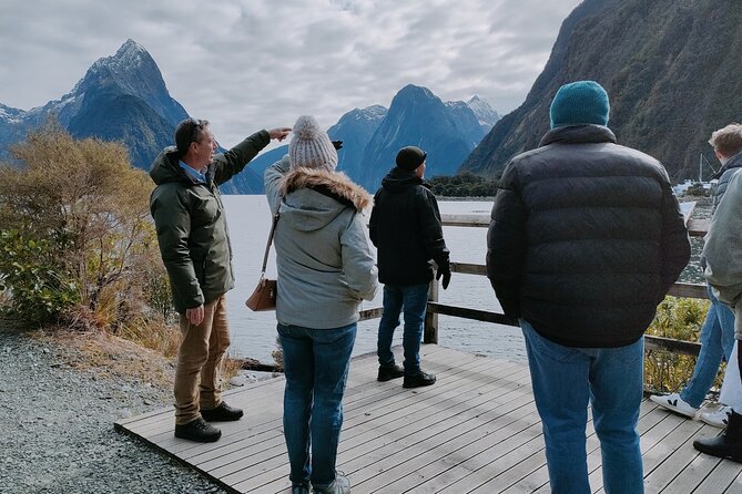 Milford Sound Flight and Cruise ex Queenstown (incl Lunch) - Start in Frankton: Pickup, Mobile Ticket, and the Briefing Vibe