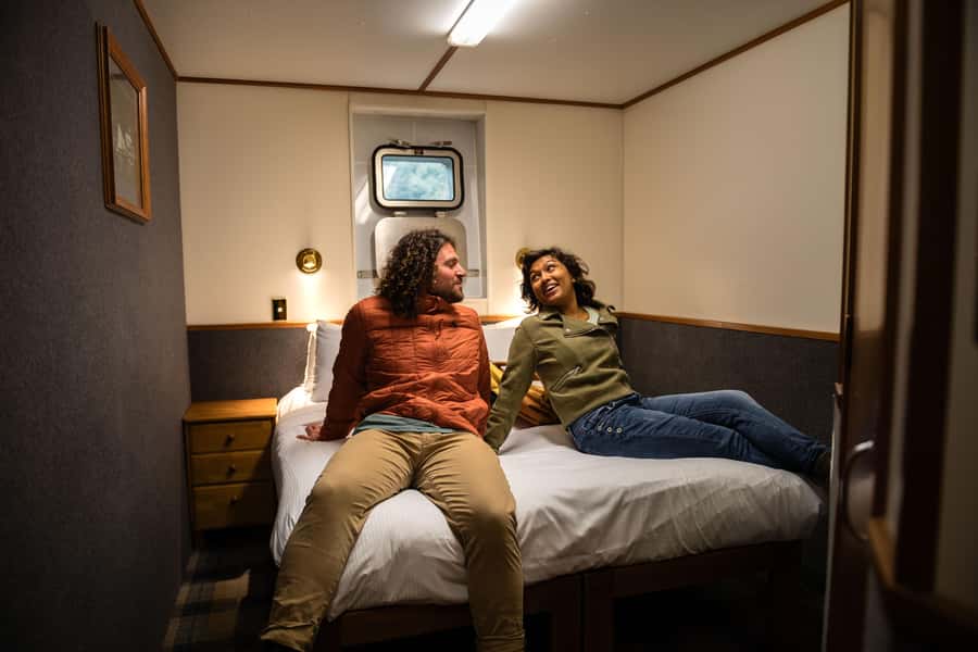 Milford Sound: Overnight Cruise with Water Activities - Why an overnight Milford Sound cruise makes sense