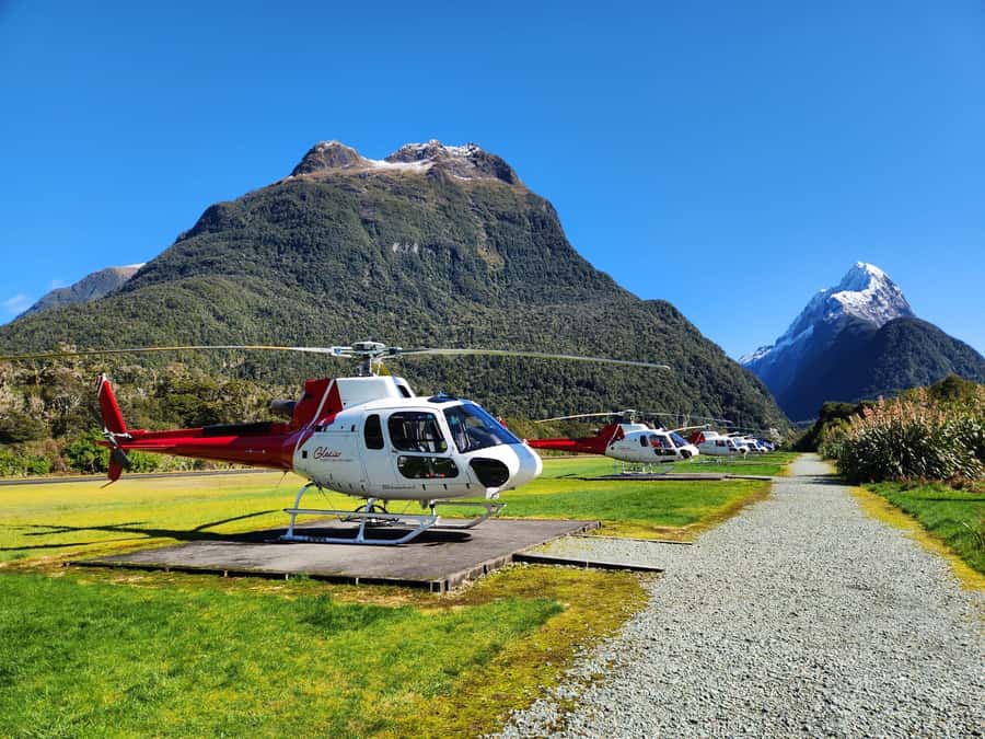 Milford Sound Scenic Helicopter Flight with Landing - From Queenstown to Fiordland: How the day starts