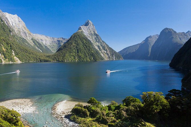 Milford Sound Small Group Tour, Cruise & Picnic Lunch - Eglinton Valley and Mirror Lakes: short walks, big photo payoff