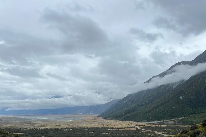 Mount Cook & Lake Tekapo the Ultimate combo from Queenstown - Lake Pukaki: the turquoise finish that makes the drive feel worth it