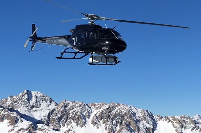 Mt Cook Small Group Tour & Heli Hike Combo from Queenstown - Morning start in Queenstown: Kawarau Gorge sets the mood