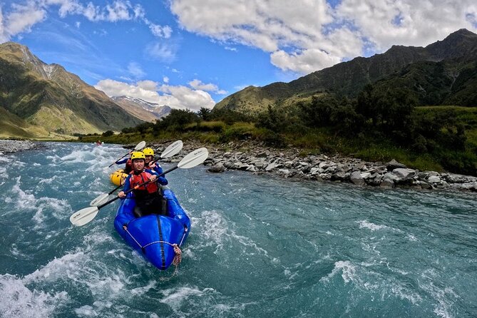 Packraft Wanaka - Picnic lunch and snacks: a needed reset, not an afterthought