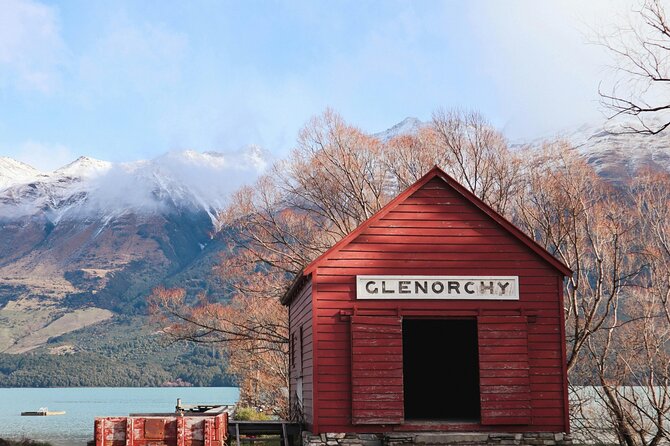 Private 3 Day Queenstown Glenorchy Wanaka and Tekapo - Day 2: Arrowtown and Wanaka with Crown Range views and Central Otago stops