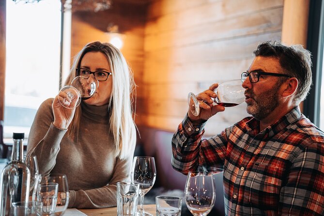 Private Central Otago Wine tasting Tour with Gourmet Lunch. - Private luxury pickup from Queenstown (and how the day flows)