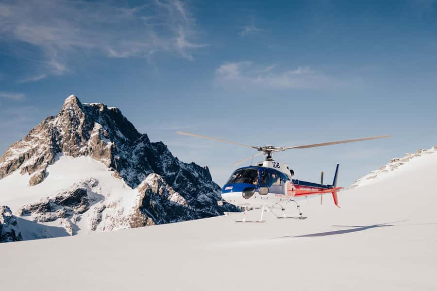 Queenstown: 50-Minute Southern Glacier Helicopter Flight - Pickup in Queenstown: Getting to the Heli Base Without Stress