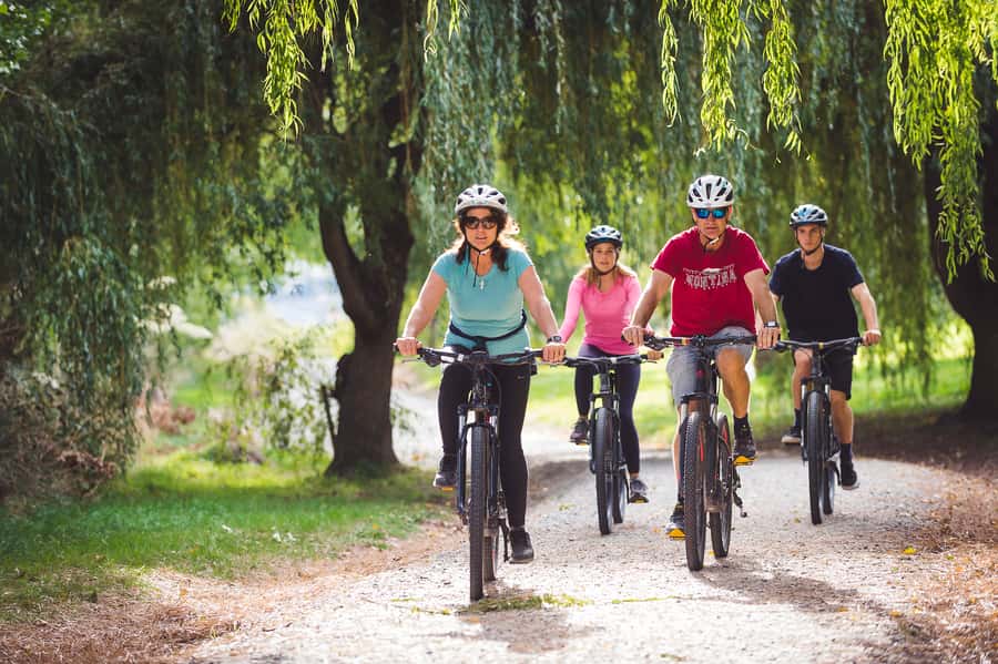 Queenstown: Arrowtown To Queenstown Biking Adventure - First riding segment: Arrow River Trail to Morven Ferry