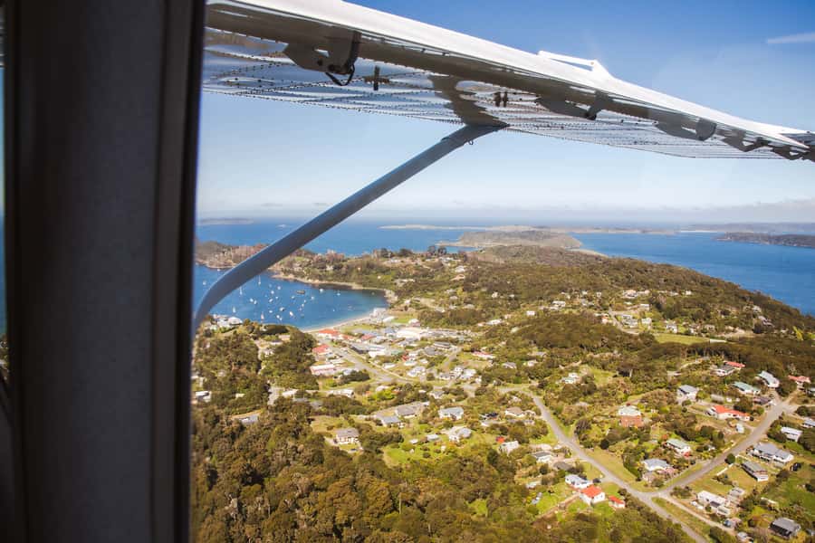 Queenstown: Day Trip to Stewart Island via Scenic Flight - Queenstown to Rakiura: Why this day trip works
