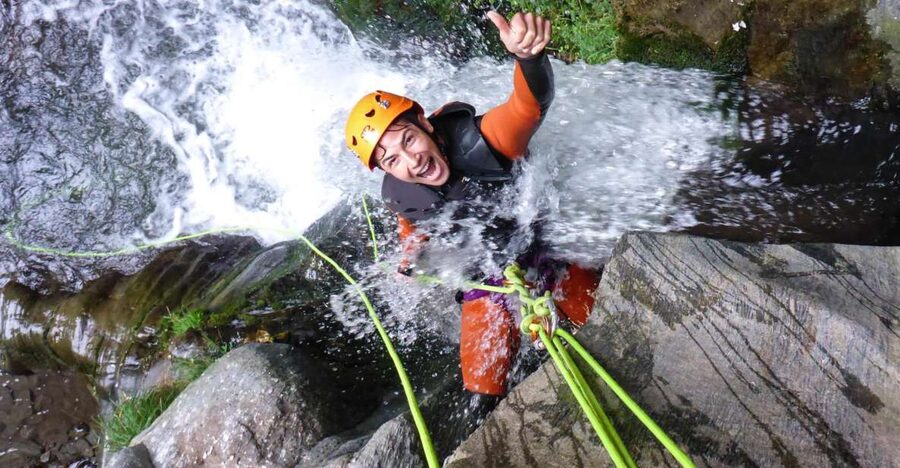 Queenstown: Gibbston Valley Half-Day Canyoning Adventure - The 4-hour flow: from Eichardts Hotel to your last splash