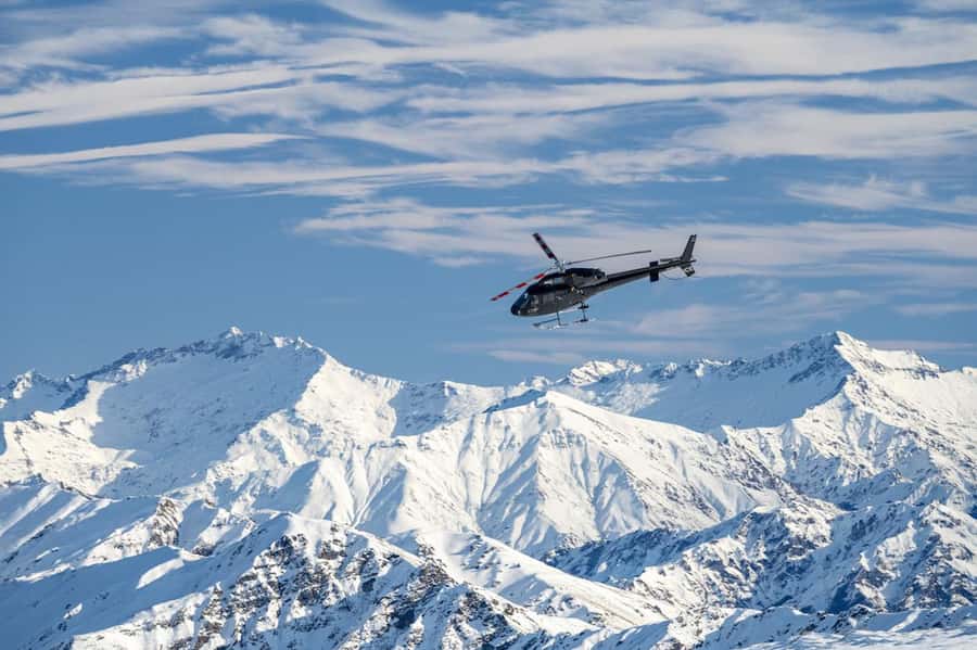 Queenstown Helicopter Flight with Snow Landing | 30 mins - Why this snow landing is the main event