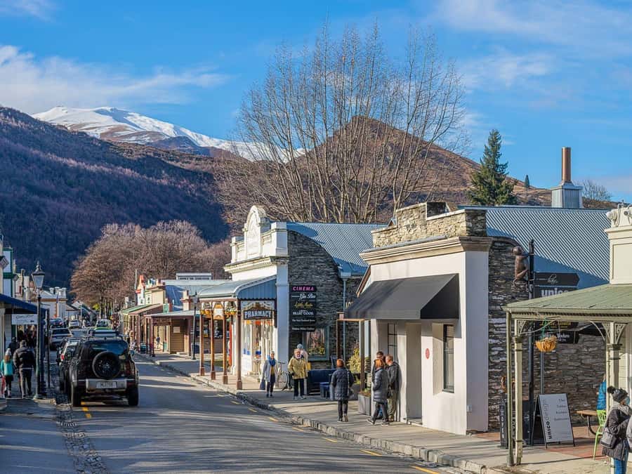 Queenstown: Highlights Tour with Wine Tasting - A tight 3-hour loop that still feels worth it
