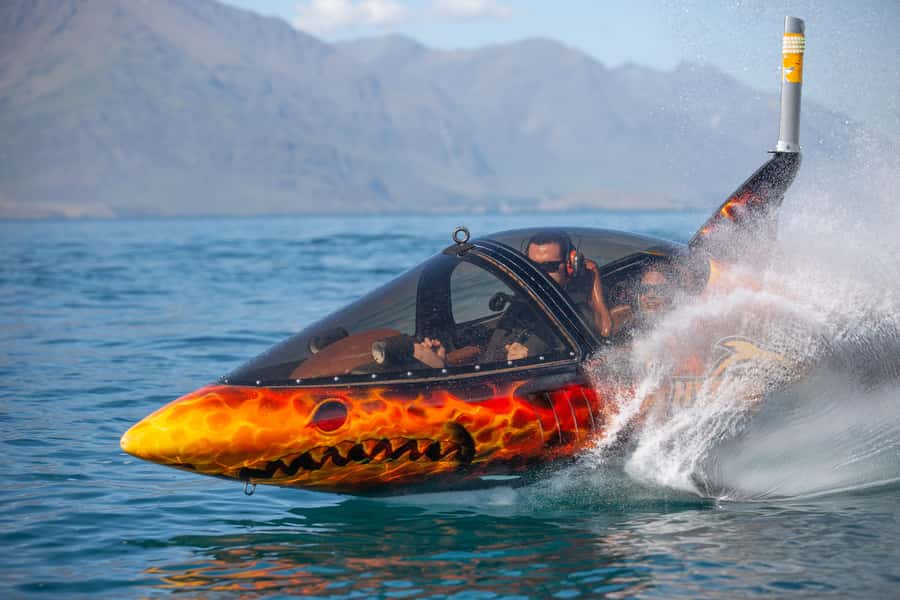 Queenstown: Hydro Attack Shark Ride - Surface speed at 80 kph: the part that hooks you fast