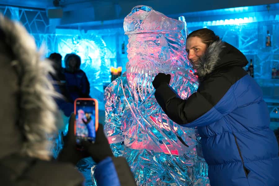 Queenstown: Ice Bar Entry with Warm Winter Gear and Drink - The ice sculptures, music, and photo moments you’ll actually remember