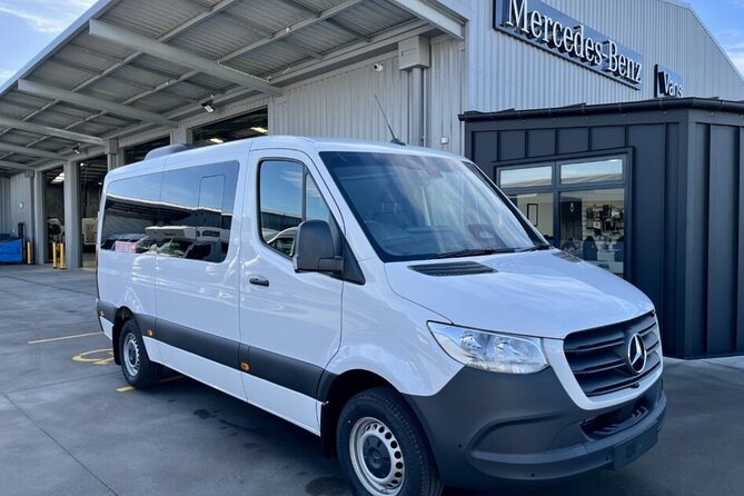 Queenstown International Airport To and From City Center Transfer - Meeting Your Driver at Queenstown Arrivals Without Guesswork