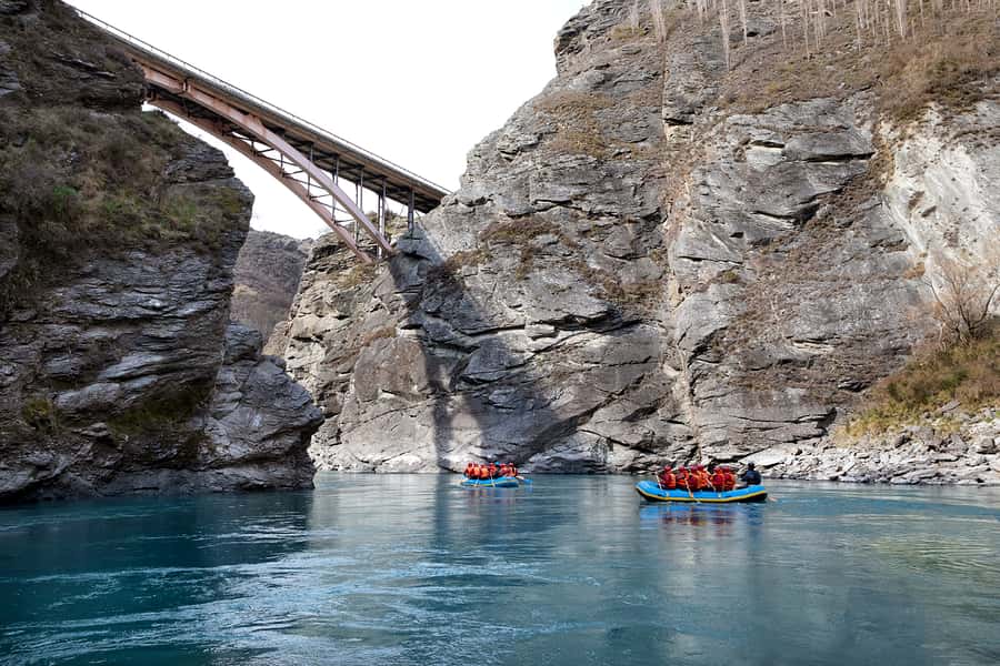 Queenstown: Kawarau River Rafting and Jet Boat Ride - Jet boat first: 95 km/h and those 360-degree spins