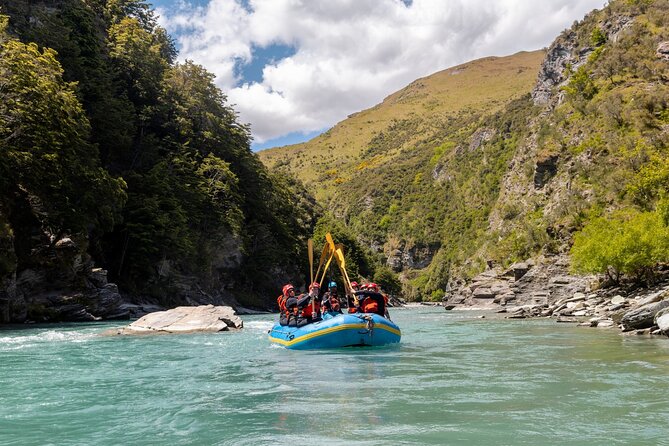 Queenstown Kawarau River Whitewater Rafting - RealNZ meeting point: gear up fast in Queenstown