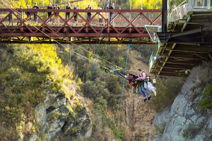 Queenstown: Kawarau Swing! (Solo, Tandem or Triple!) - Solo, Tandem, or Triple: How the Swing Options Change the Vibe