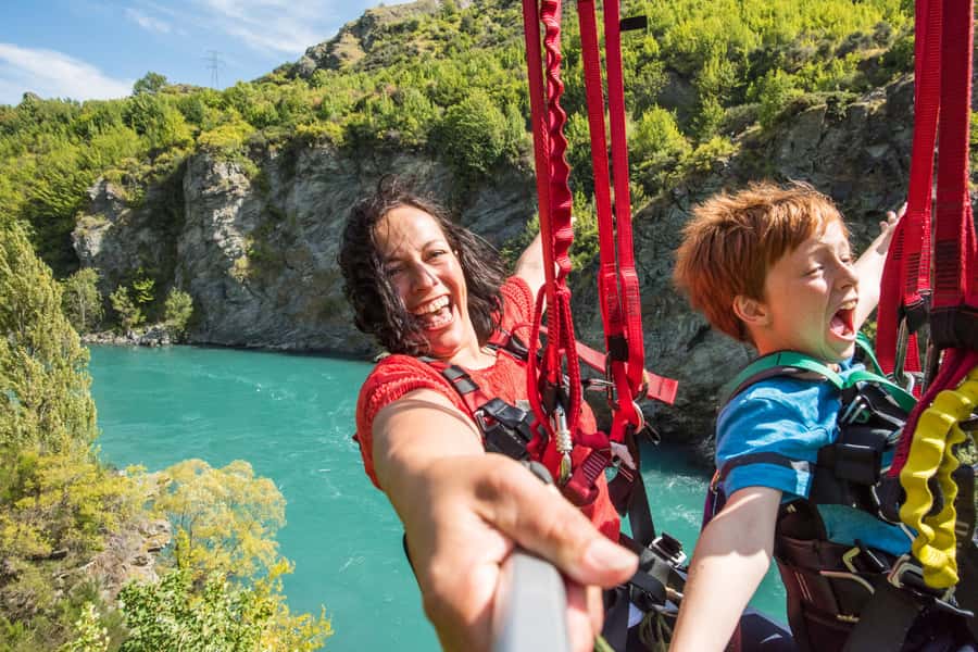 Queenstown: Kawarau Zipride! (3 Lines - Family Fun) - Three lines over the Kawarau: the quick-hit adventure in Queenstown