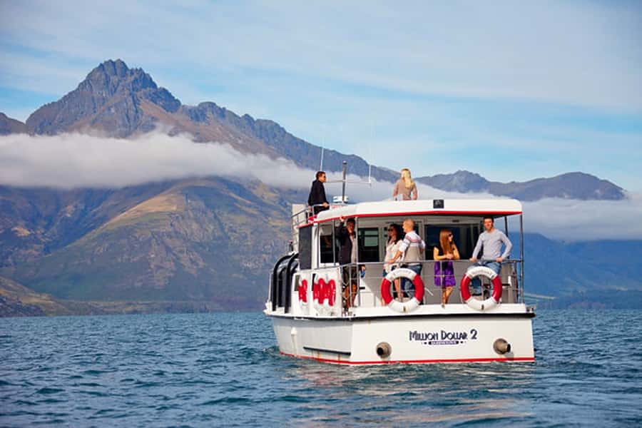 Queenstown: Lake Wakatipu Scenic Cruise - Key Things I’d Zoom In On