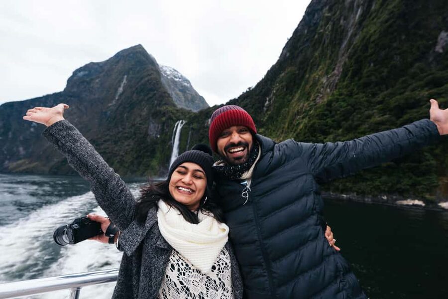 Queenstown: Milford Sound Coach & Cruise Full-Day Trip - Waterfalls, rainforest, and the Fiordland look that never gets old