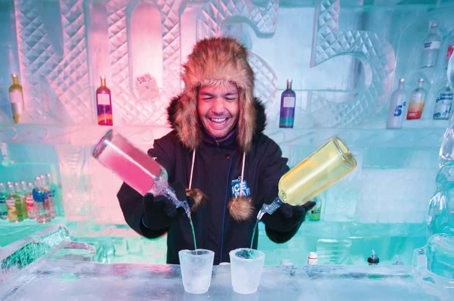 Queenstown: Minus 5 Ice Bar Experience with Drink Options - Inside the ice bar at -5°C: what to expect minute by minute