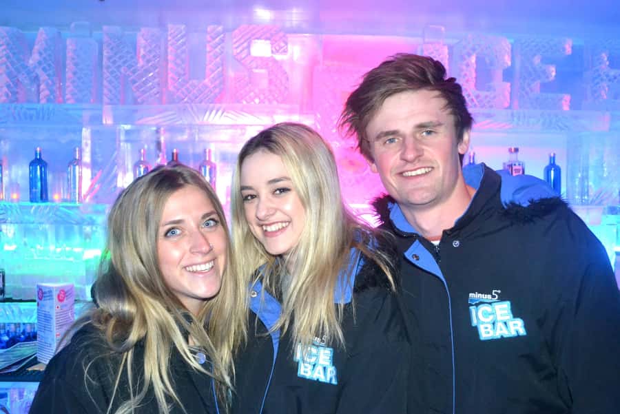 Queenstown: Minus 5 Ice Bar Experience with Drink Options - Timing and duration: why one hour works