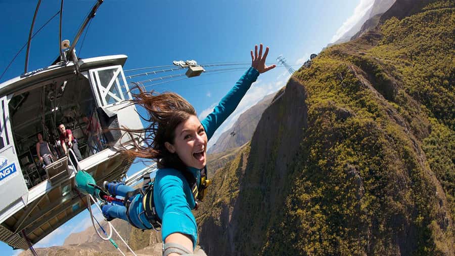 Queenstown: Nevis Bungy - Australasia's Biggest Bungy! - The ride to Nevis Playground: 4WD to cable car to the pod