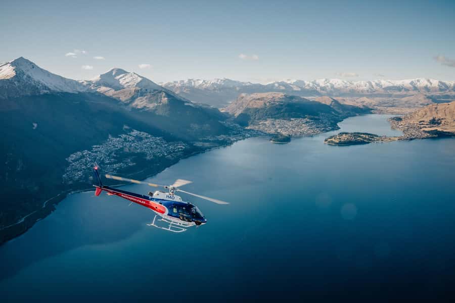 Queenstown: Pilot's Choice Helicopter Tour & Alpine Landing - From your hotel to the helicopter base: the easy start