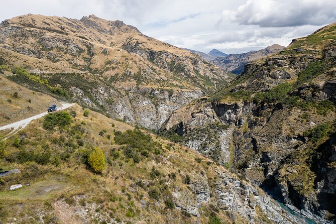 Queenstown: Private 4WD Adventure (4 hrs) – Choose Your Route - Skippers Canyon Runs on Good Timing, Not Just Views