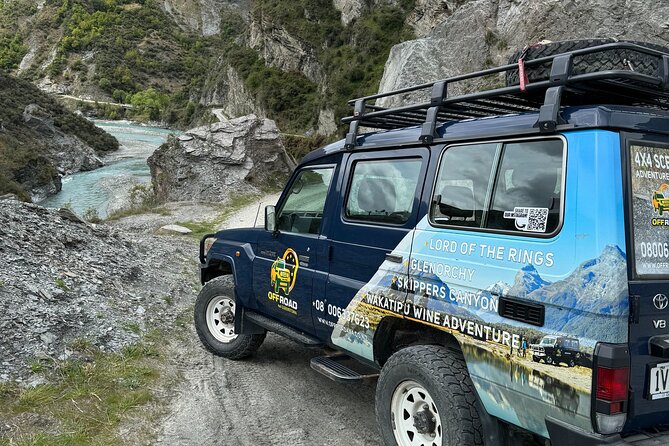Queenstown: Private 4WD Adventure (4 hrs) – Choose Your Route - Guides and Small Touches That Make the Half Day Feel Thoughtful